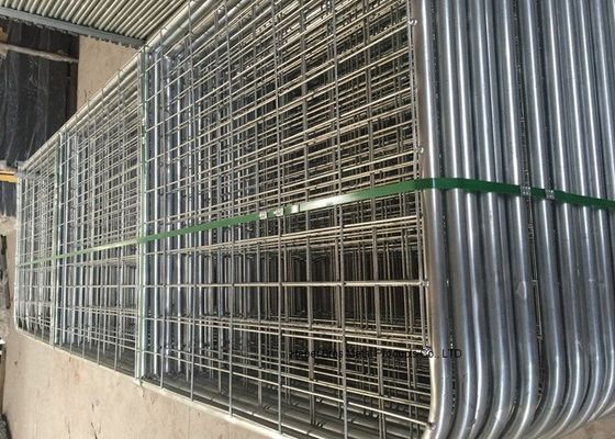 Çin Avustralya Stil Galvanizli Metal 12 Ayaklı Çim Kapısı, Kaynaklı Çerçeve Borusu Tedarikçi