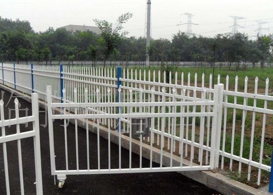 Çin Topluluk / Bahçe Koruması için PVC kaplı kaynaklı çinko çelik çit Tedarikçi